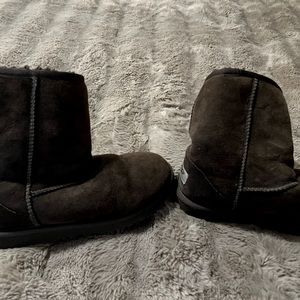 Ugg brown shearling boots